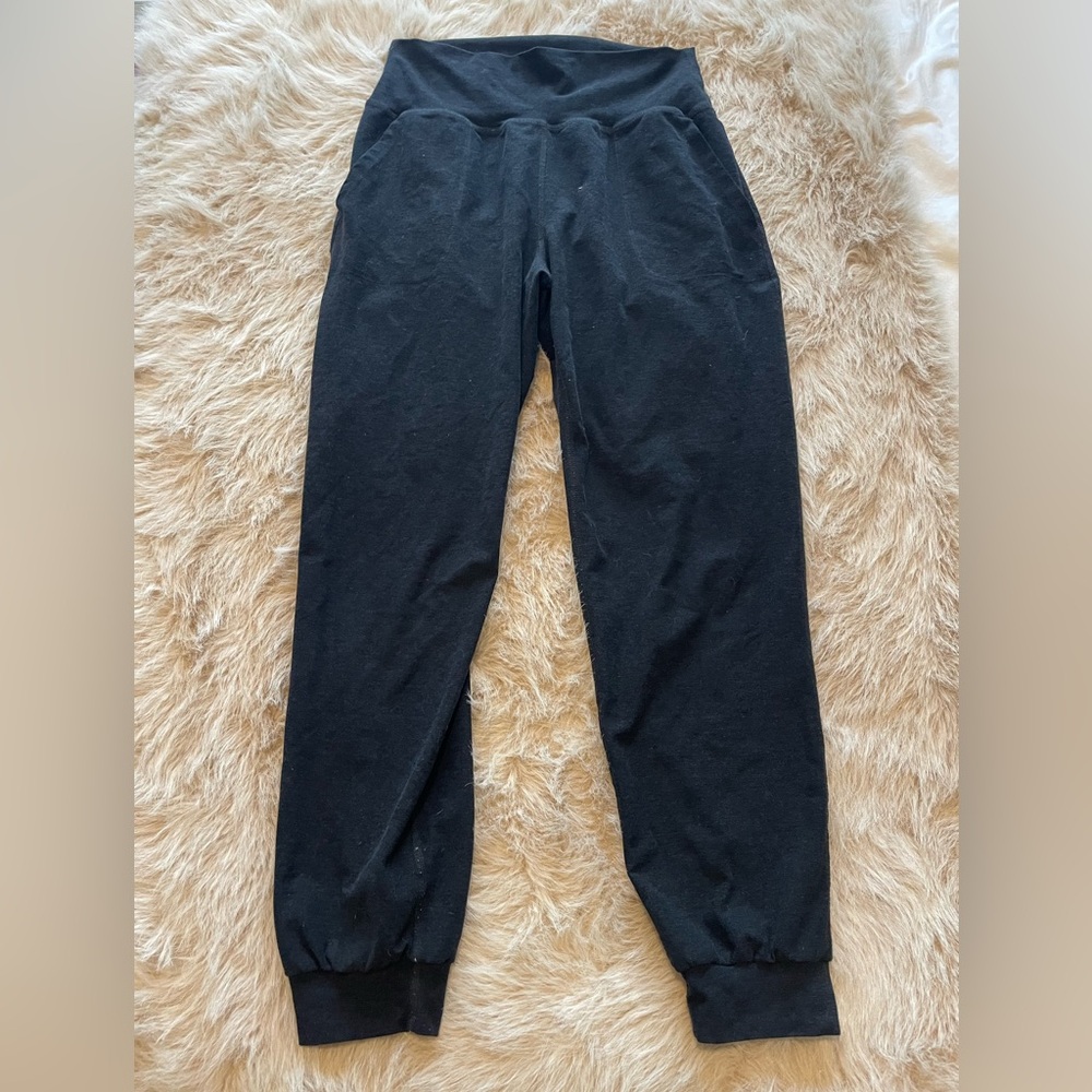 Beyond Yoga Black Jogger Pants